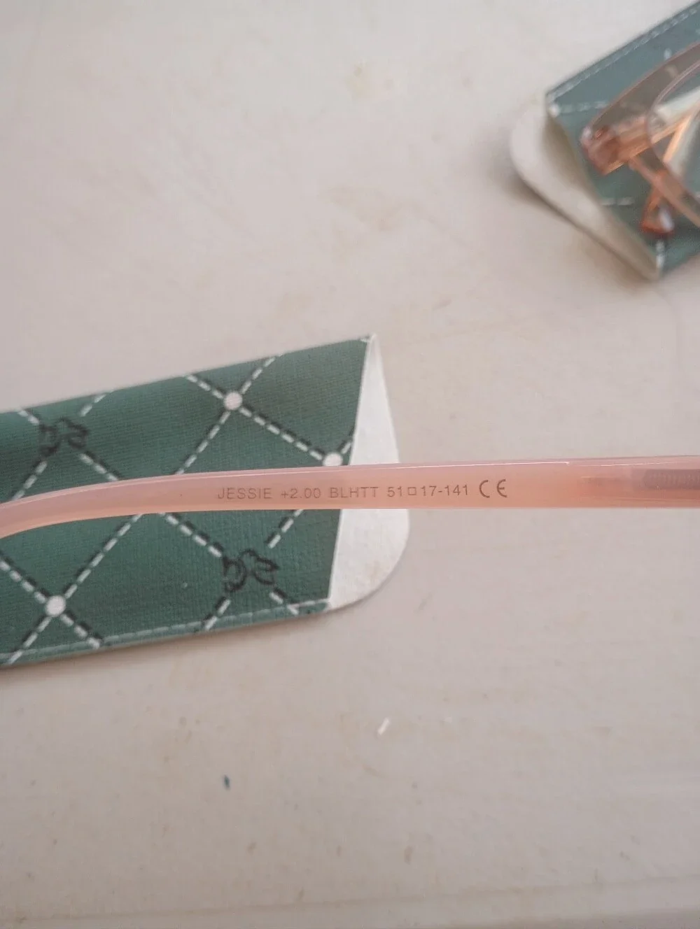 Tortoiseshell Pink Round Reading Glasses